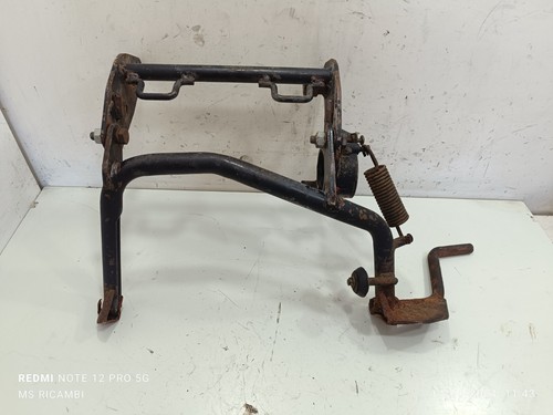 Damaged stand piaggio 250cc - damaged,